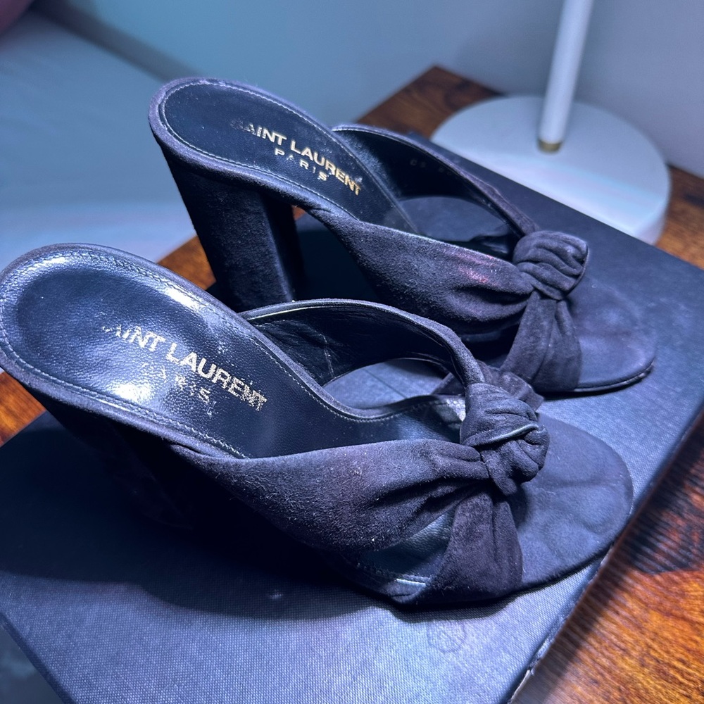 YSL - Saint Lauren Loulou Heels